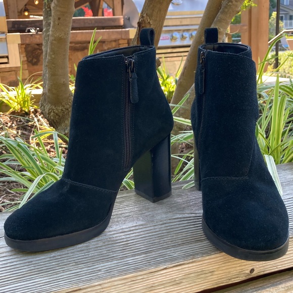 COLE HAAN grand.360 . Booties black women size 6 - Picture 1 of 16